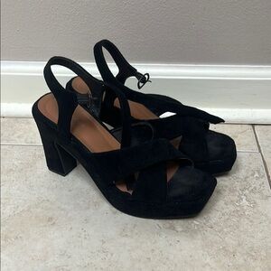 Elegant Black Women's Heeled Sandals